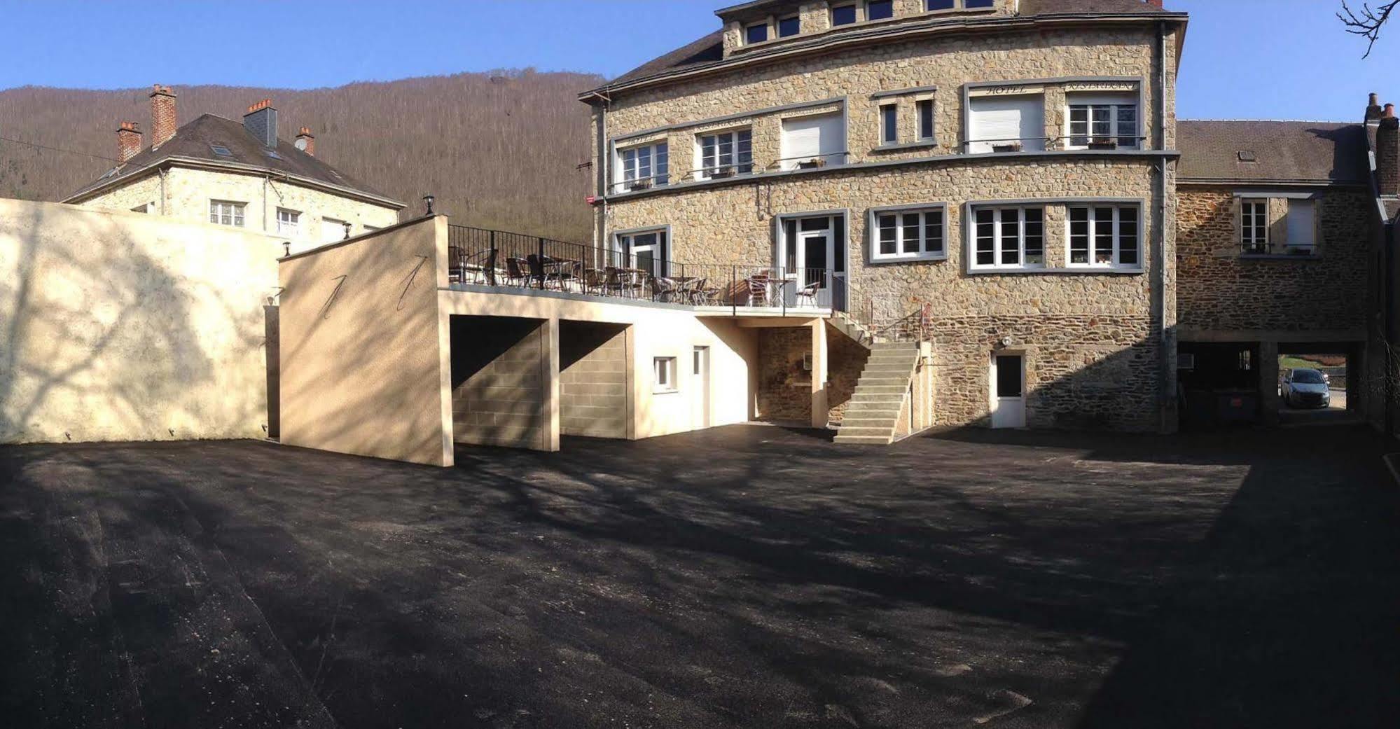 Les Boucles De Meuse Hotel 3 Etoiles Monthermé Exterior foto
